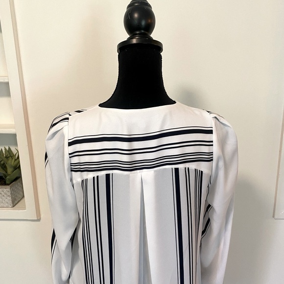 Antonio Melani Blouse - Picture 9 of 10